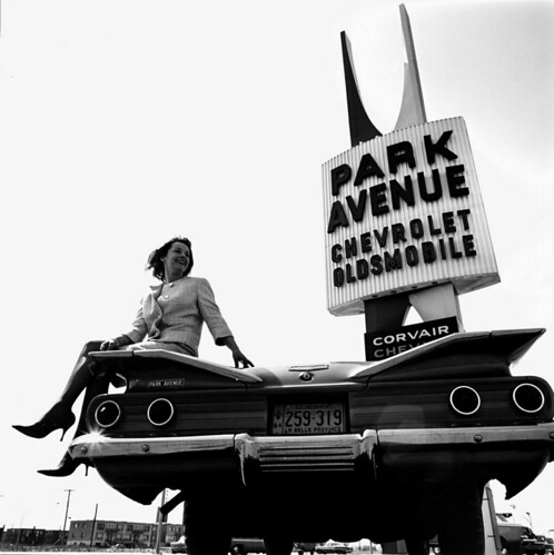 Park Avenue Chevrolet (Histoire et 31 Photos 1961 et 1964). 32820120371_d7bf1b31ef