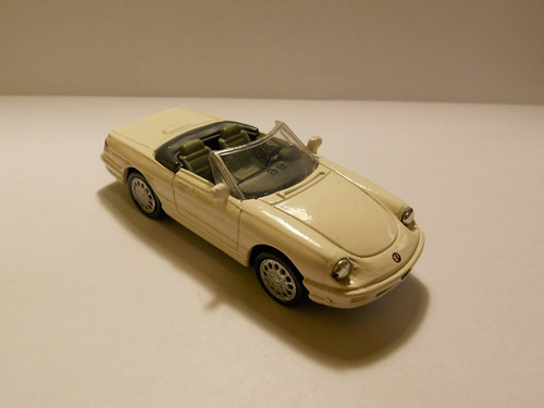 Alfa Romeo Spider (1989) – New Ray5