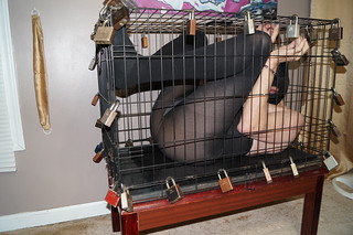 Converting Dog Kennel to Slave Cage (DIY) .