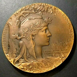 1900 Paris Exposition medal obverse