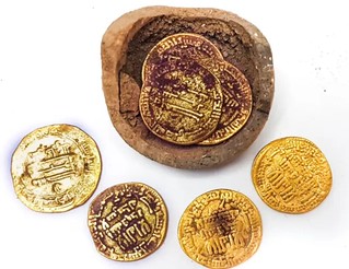 Aghlabid dynasty gold dinars found in Israel