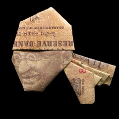 Banknote origami Mahatma Gandhi