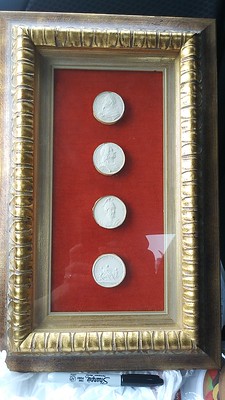Plaster mystery medal frame1