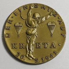 WWII German Kreta Gold Paratrooper Medal obverse