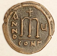 Bronze Follis of Tiberius Constantine reverse