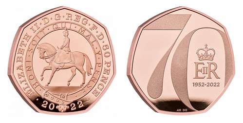 UK-2022-Platinum-Jub-50p-gold-prf-pair