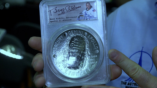 FUN22 Buzz Aldrin Coin.Still001