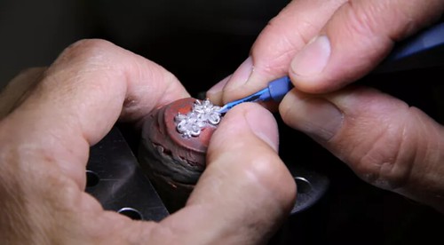 Canada Royal Mint opulence coin being worked on