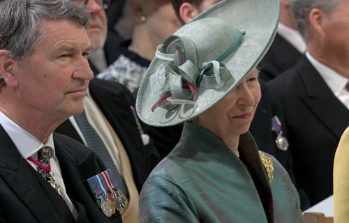 Royal Family Wearing Platinum Jubilee medals