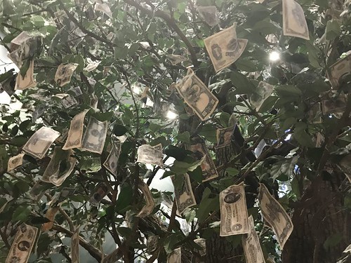 Cleveland Federal Reserve Museum money tree