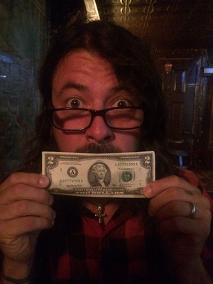 Dave Grohl with $2 bill