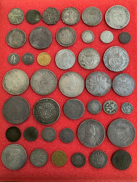 Old French coins tray