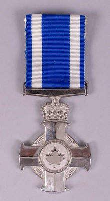 Powell Canadian Meritorious Service Cross medal obverse