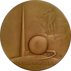 1939 New York World's Fair Medal obverse