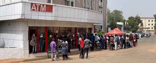 Nigeria banknote queues