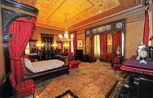 Worsham-Rockefeller bedroom.01