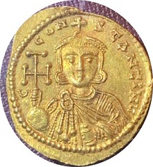 Constantine V gold Semissis reverse