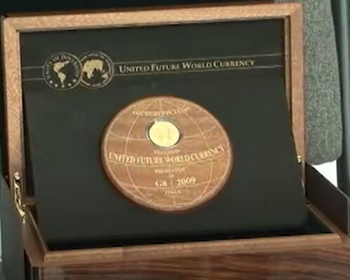 United Future World Currency display box