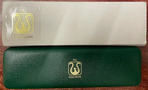 Green R&I Gold Bank Case