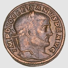 Spanish Museum Displays 50,000 Coin Hoard 2