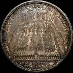 1712 Charles VI Nurnberg medal depicting fireworks reverse