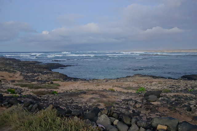 El Cotillo: atardecer en el faro y playas. Puerto del Rosario. - Fuerteventura (Islas Canarias). La isla de las playas y el viento. (4)
