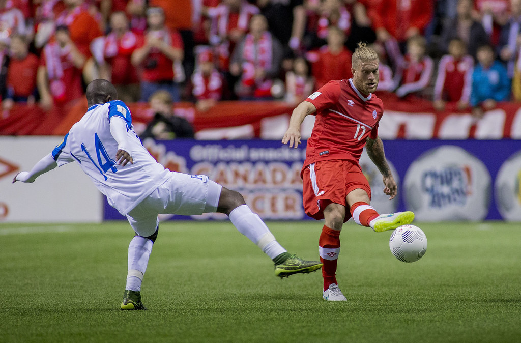 20151113_CANMNT_byFrid115