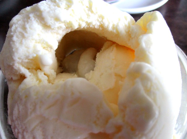 Payung Cafe durian ice cream 2