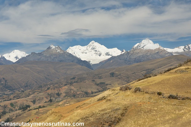 Huaraz. Laguna Wilcacocha. La vida andina en las montañas - Por el norte de PERÚ. De los glaciares a la selva (22)
