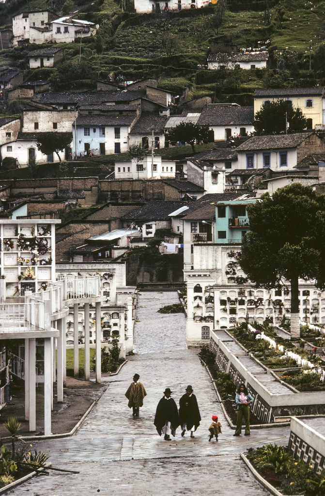 Paseo, Cemetery, Quito, Ecuador | by Marcelo  Montecino