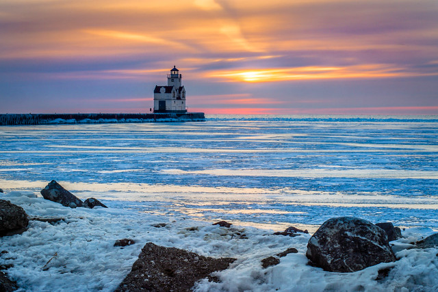 Sunrise, Winter, Cold, Ice, Lighthouse, Lake Michigan, Kewaunee