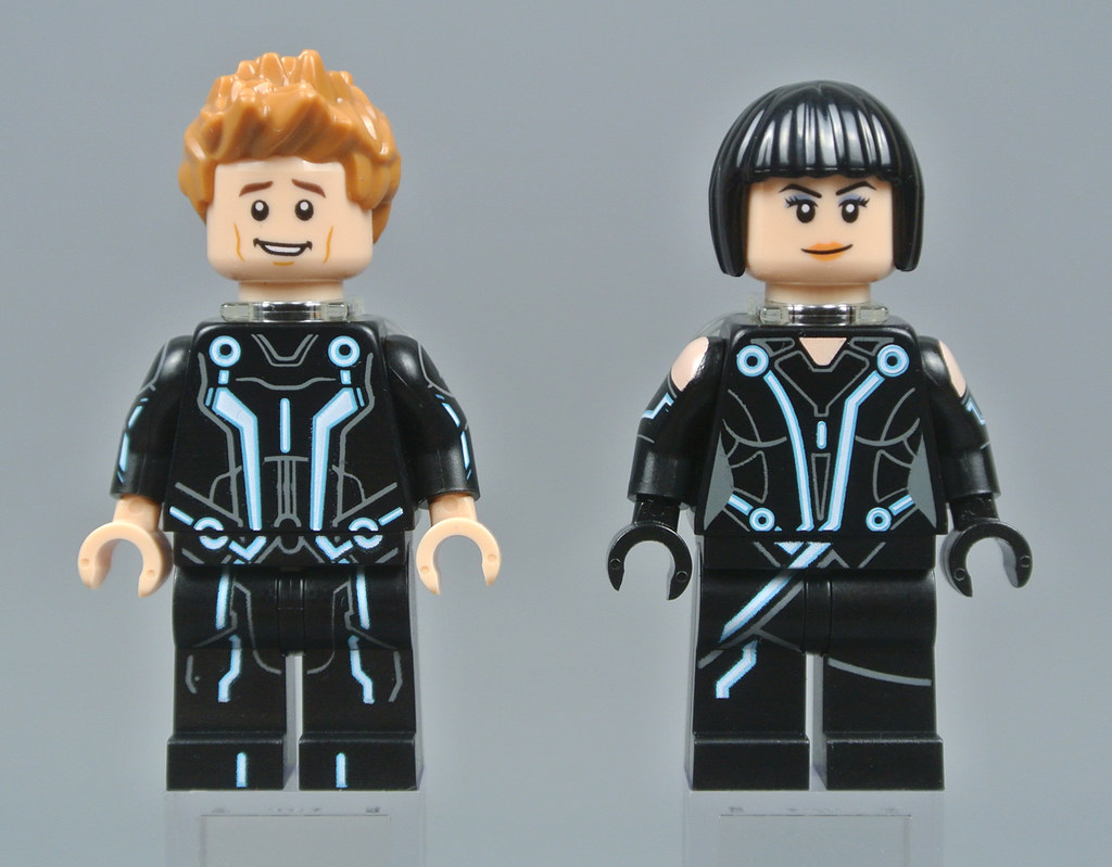 Review: 21314 TRON: Legacy | LEGO guide and database