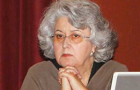 Teresa Freixes