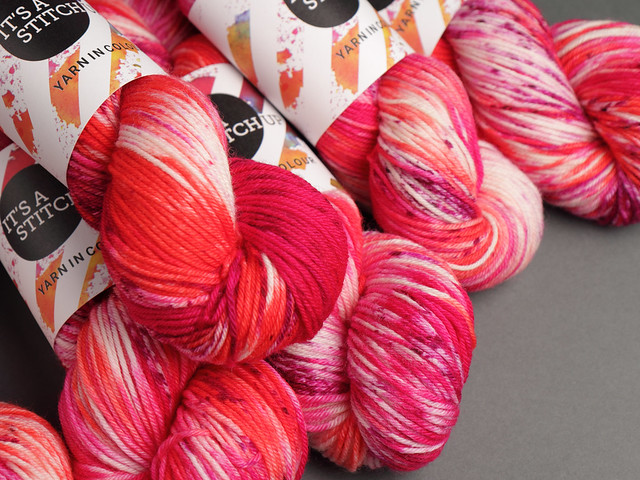 Dynamite DK – Pure British Wool superwash hand dyed yarn 100g – ‘Look Up at the Stars’
