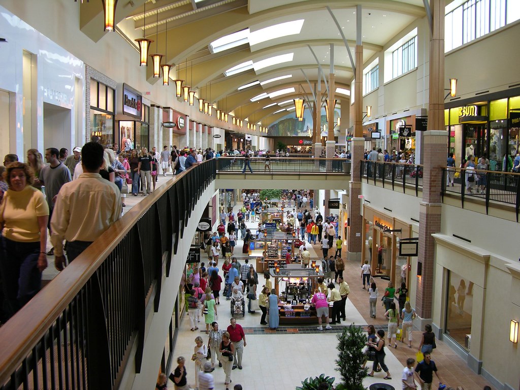 Jordan Creek Mall, opening day (23) | Opening day at Jordan … | Flickr