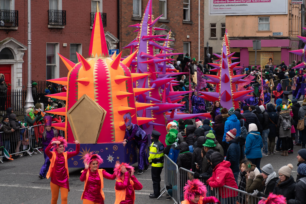 SPIKY TRIBE BY THE INISHOWEN CARNIVAL GROUP  004