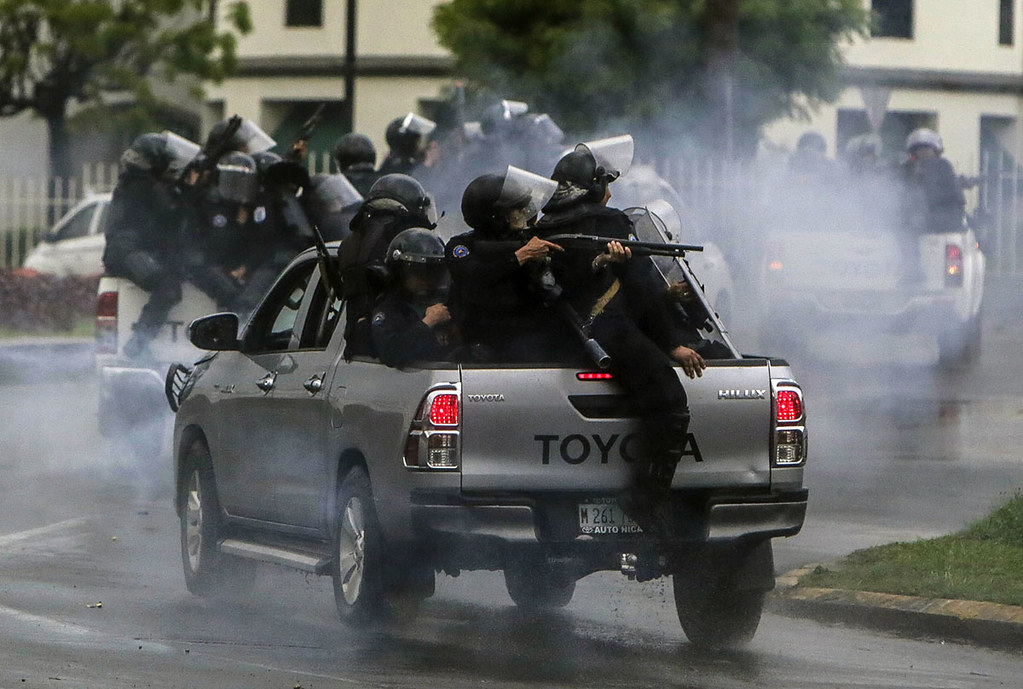 馬拿瓜街頭的鎮暴警察。（圖片來源：INTI OCON/AFP/Getty Images）