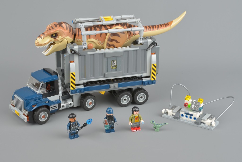 Jurassic World T Rex Transport LEGO Dinosaur Truck Container Lab Unit Mobile