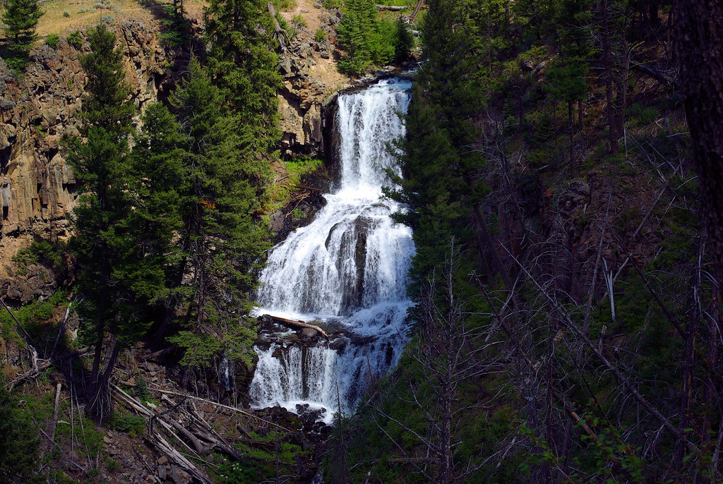 Undine Falls, southeast of Mammoth Hot Springs, Yellowstone National Park, Wyoming, August 5, 2010 (Pentax K10D)