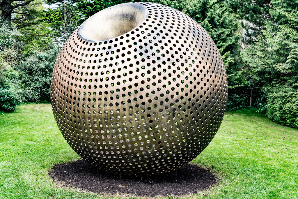 CONVERGENCE BY BRIAN KING [LOCATED AT FARMLEIGH] 007