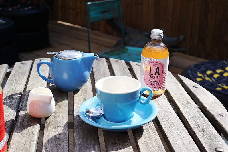 Tea and kombucha drink from Common Grounds | my gluten free Finsbury Park guide | Stroud Green