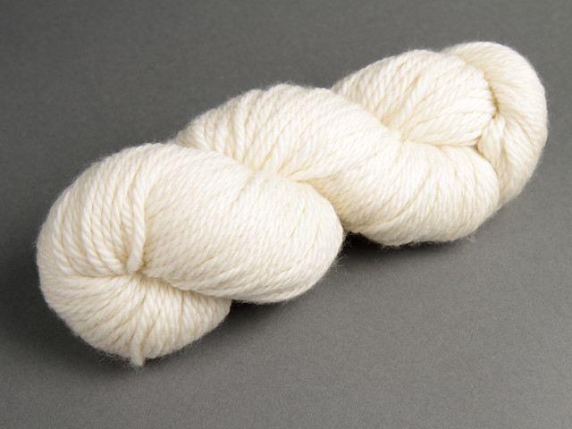 Fine Merino Aran – pure superwash wool 100g – undyed/natural