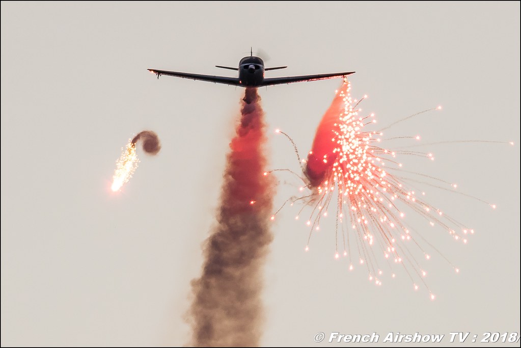 Patrouille Swift Sunset , Globe Swift Team , AéroLac Annecy 2018 , Canon EOS , Sigma France , contemporary lens , Meeting Aerien 2018