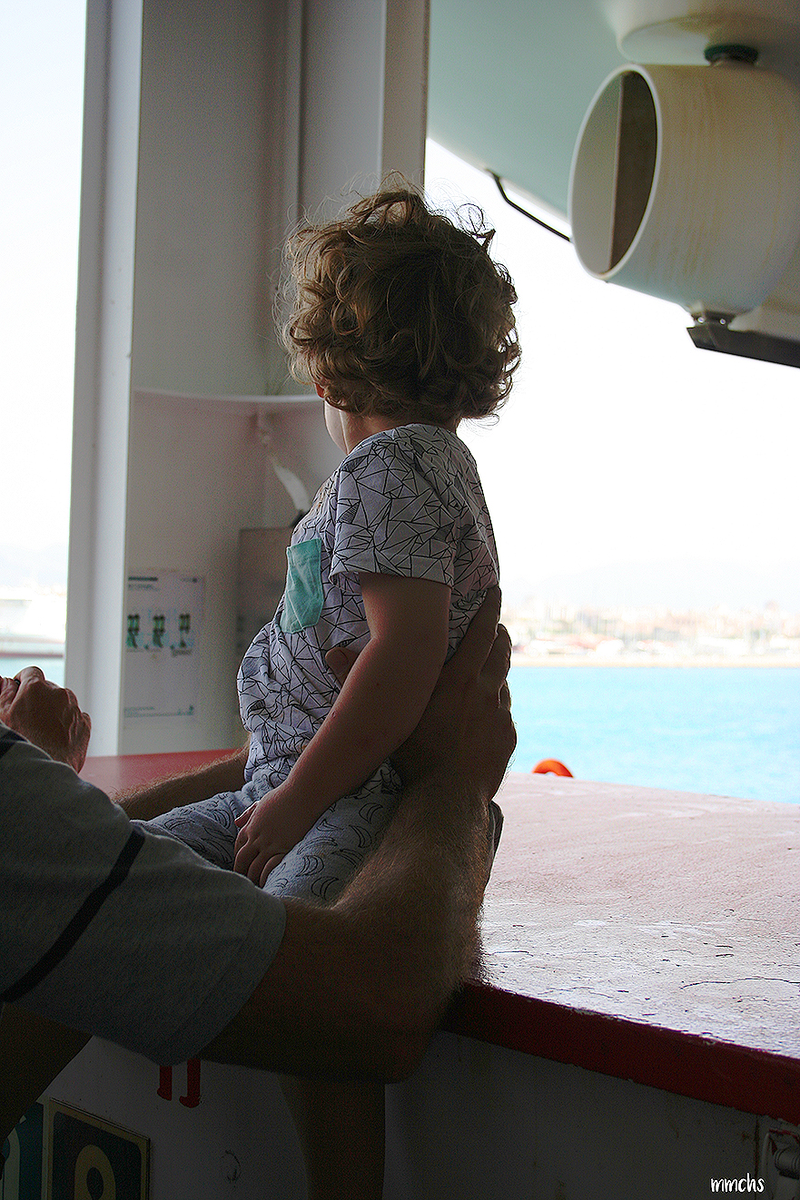 viajando con niños en barco