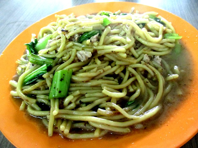 Kian Hock Foochow fried noodles, moon 1