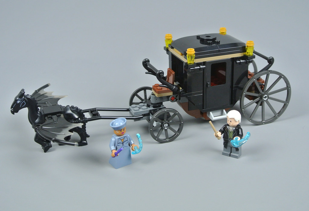Lego 75951 Fantastic Beasts Harry Potter Grindelward's Escape Set New In A Box 