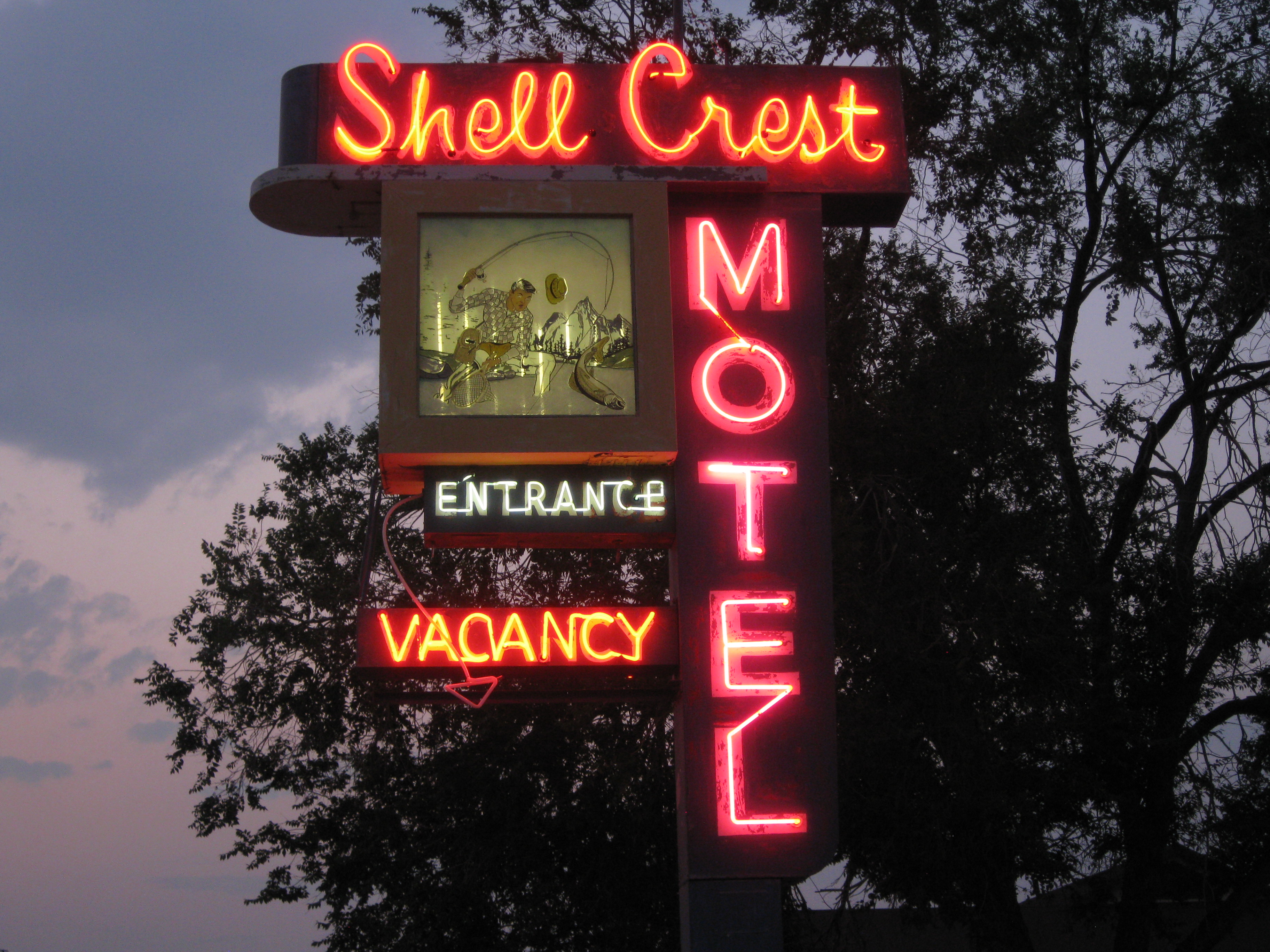 Shell Crest Motel - 573 6th Street, Wells, Nevada U.S.A. - August 1, 2018