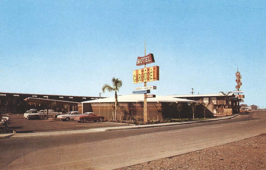 Marlo Carousel Motel - Fresno, California