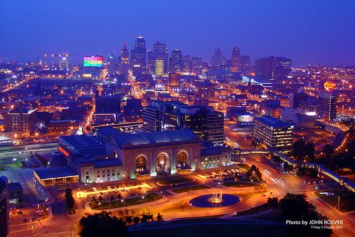Night in Kansas City, 3 August 2007 | View from the top of t… | Flickr