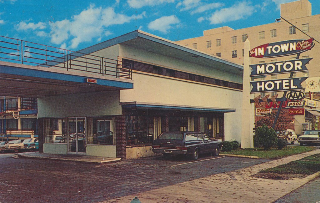 In Town Motor Hotel - Chevy Chase, Maryland